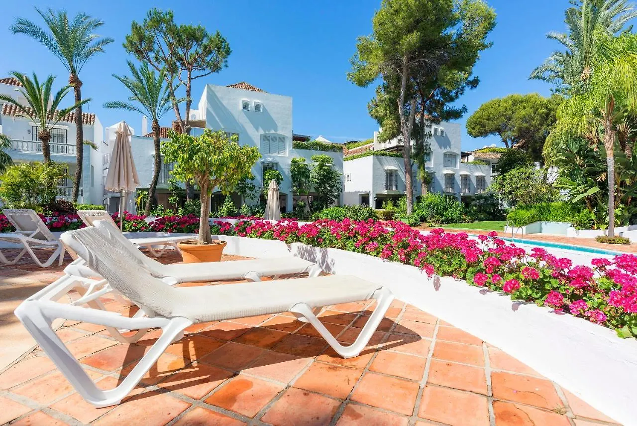 Elviria Playa White Pearl Beach Marbella