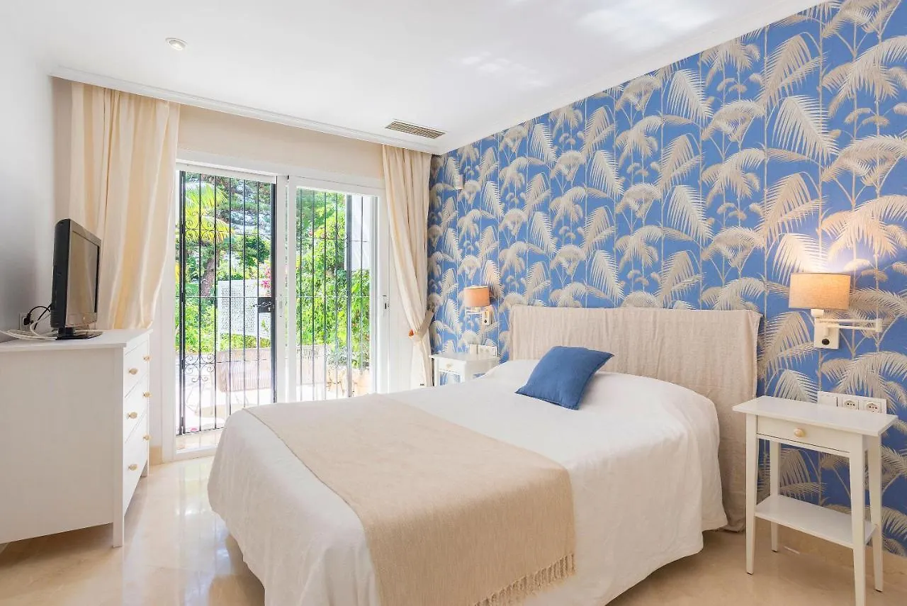 Elviria Playa White Pearl Beach Marbella 0*,