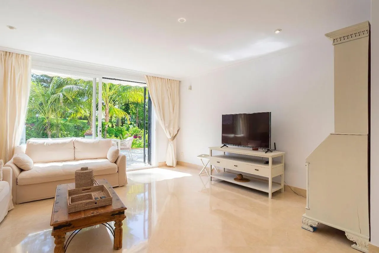 Elviria Playa White Pearl Beach Marbella Apartment